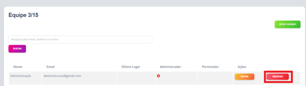 Linha de usuário na listagem, com o botão Remover